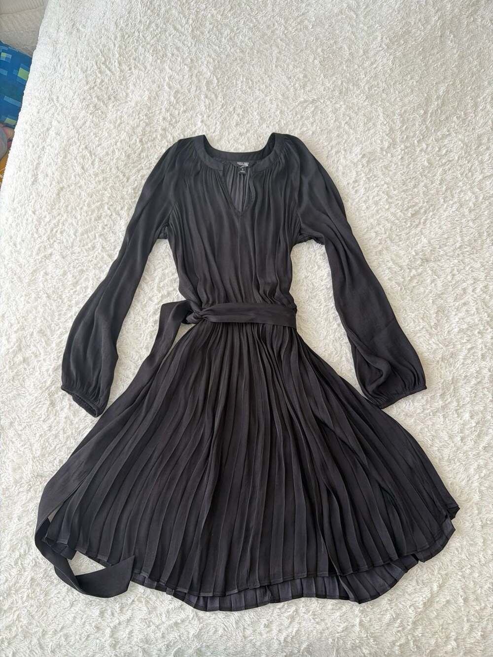 Simply Vera Vera Wang Black Pleated Long Sleeve Tie-Waist Dress Size S